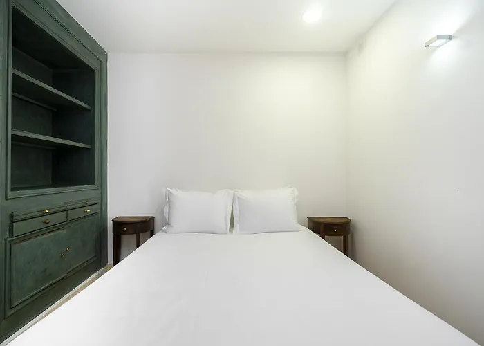 Whome Central 2-Bedroom Loft Perfect To Explore Lisbon
